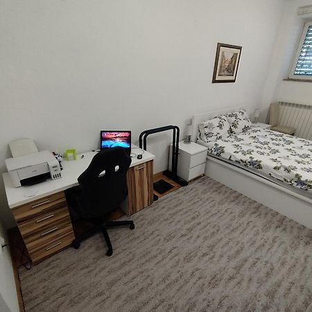 Work And Play Apartment ザグレブ エクステリア 写真